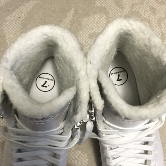 NWOT NIB Fleece-lined White Figure Senior Ice Skates - Picture 9 of 16